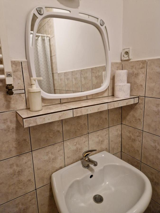 Zajazd Lesny Tuszyn Εξωτερικό φωτογραφία